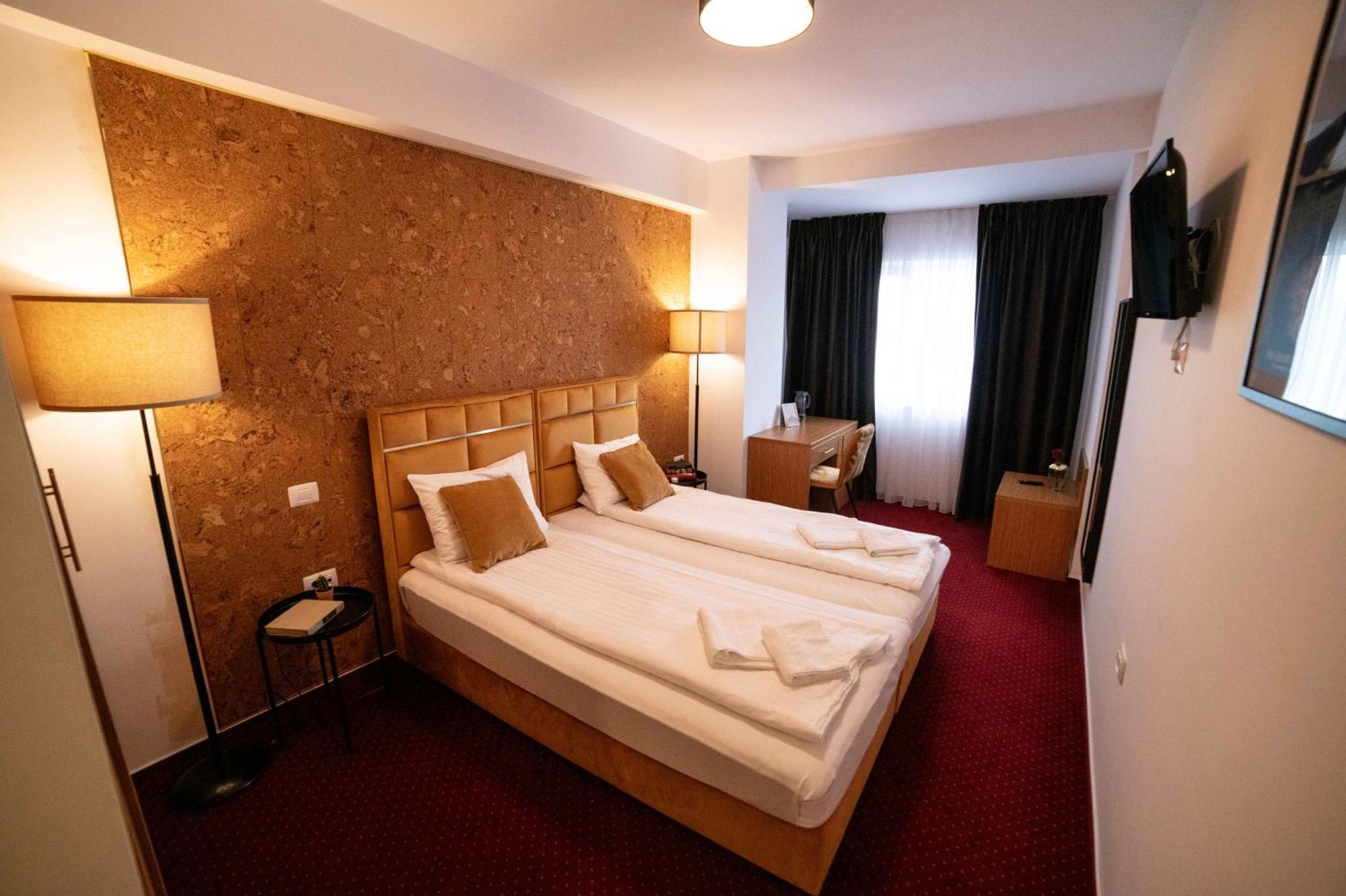 אפרטהוטל אוטופן Bucharest Airport Accomodation מראה חיצוני תמונה