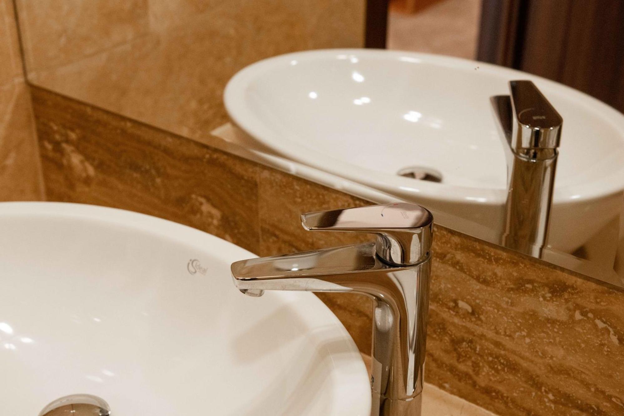 אפרטהוטל אוטופן Bucharest Airport Accomodation מראה חיצוני תמונה