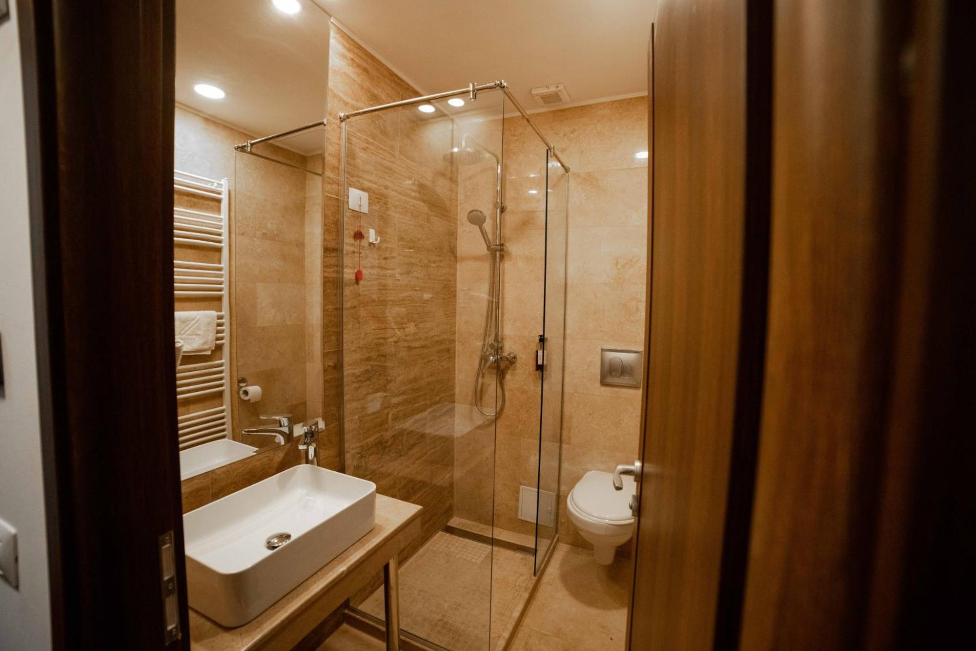 אפרטהוטל אוטופן Bucharest Airport Accomodation מראה חיצוני תמונה