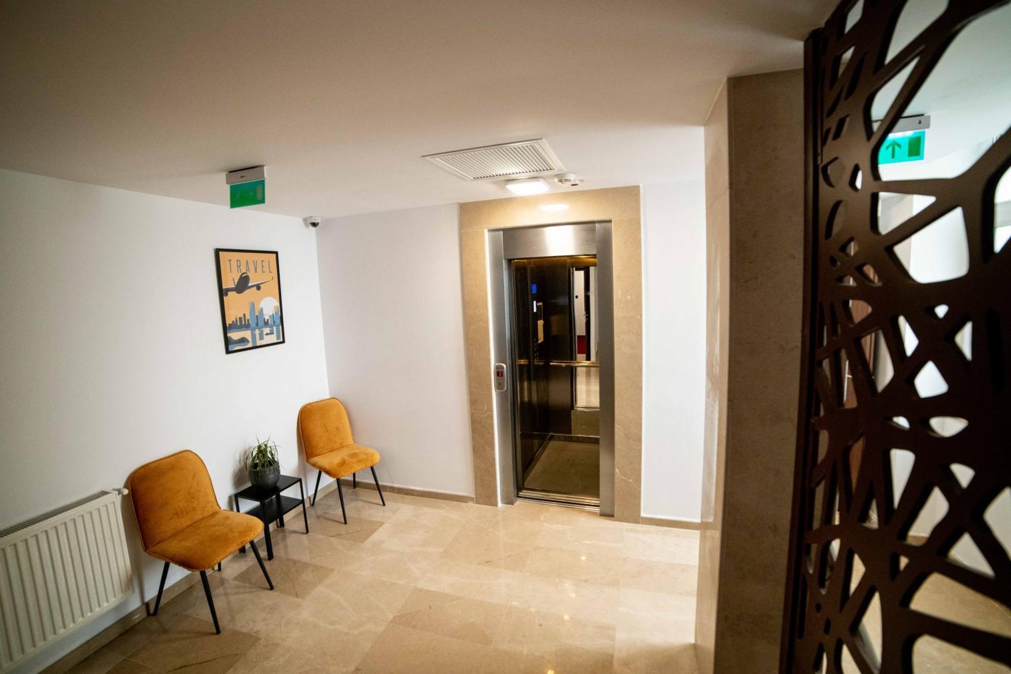 אפרטהוטל אוטופן Bucharest Airport Accomodation מראה חיצוני תמונה